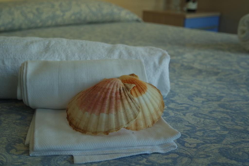 Rivazzurra Hotel Pesaro Exterior foto